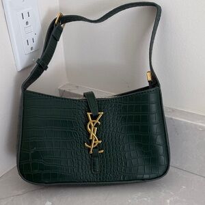 Green purse